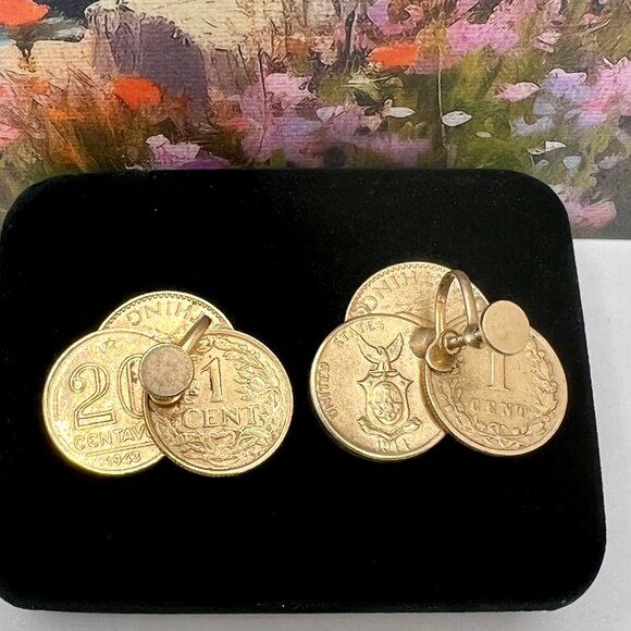 Gold Plate Authentic Foreign Coin Cluster Screw Back Earrings - Picture 4 of 4